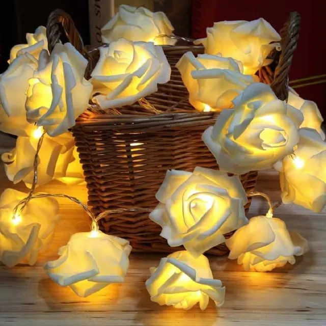 Svítící řetěz LED s růžemi