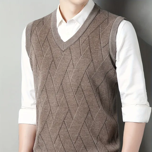 Knitted sleeveless vest with V-neck and cable pattern for men