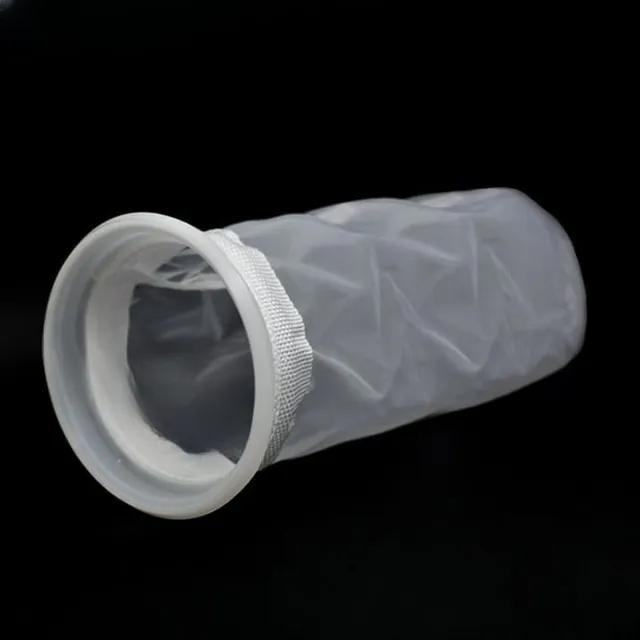 Šikovný filtr z nylonového materiálu na zachycení nečistot ve vodě z barrelu Kiefer