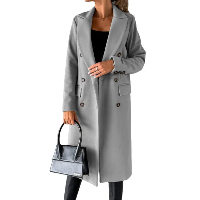 Double-breasted wool coat with long sleeves