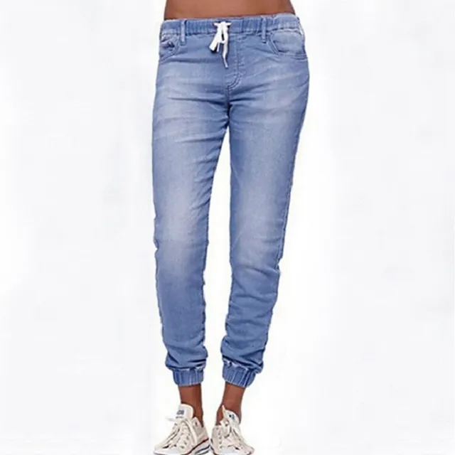 Women's modern denim jeans