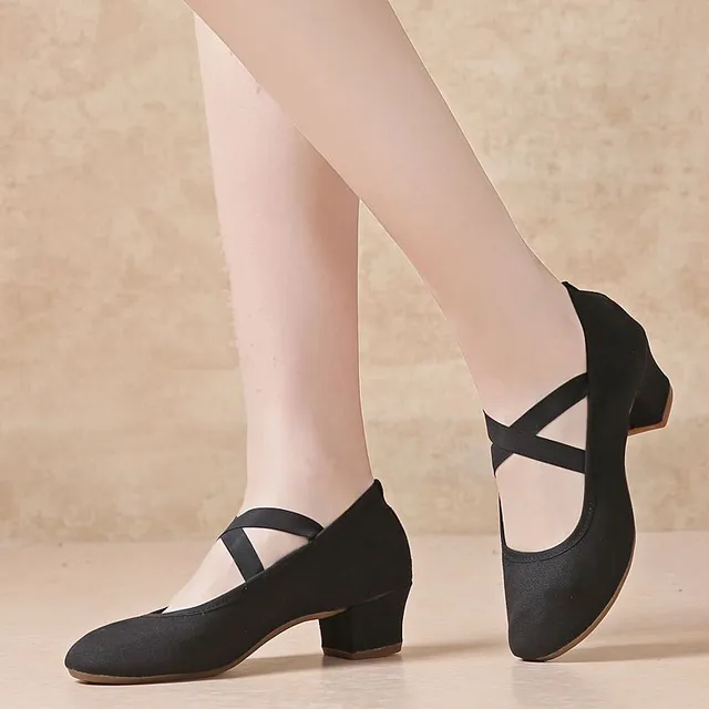 Women's pumps on thick heel, monochrome, with elastic strap, slip-on