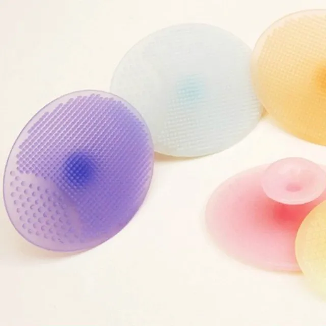 Silicone cleansing brush