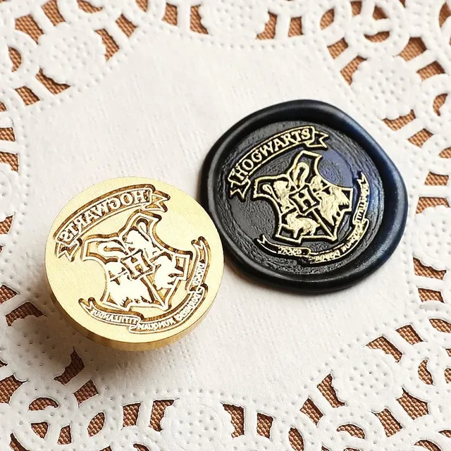 Original seal with Hogwarts crest motif - Harry Potter