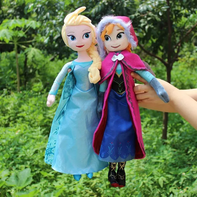 Słodkie lalki Elsa i Anna