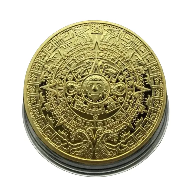 Aztec gold coin Collector coin with Mayan calendar theme Memorial Mexican coin with pyramid 4 cm