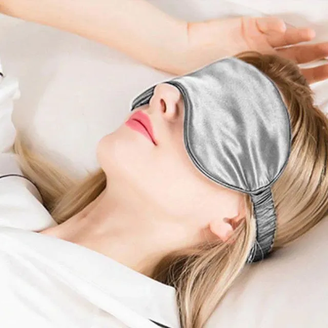 Hedvábná maska na oči pro kvalitní spánek