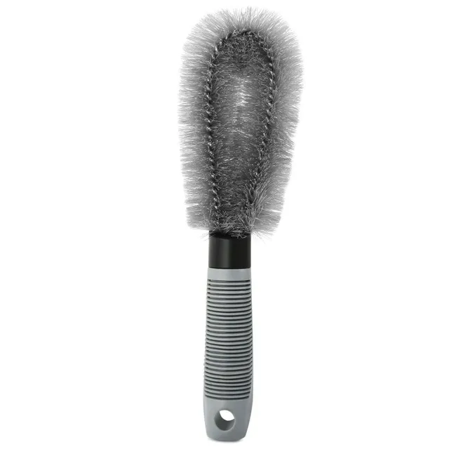 Tyre cleaning brush