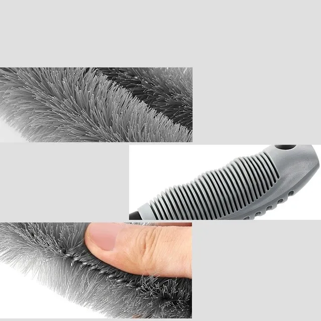 Tyre cleaning brush