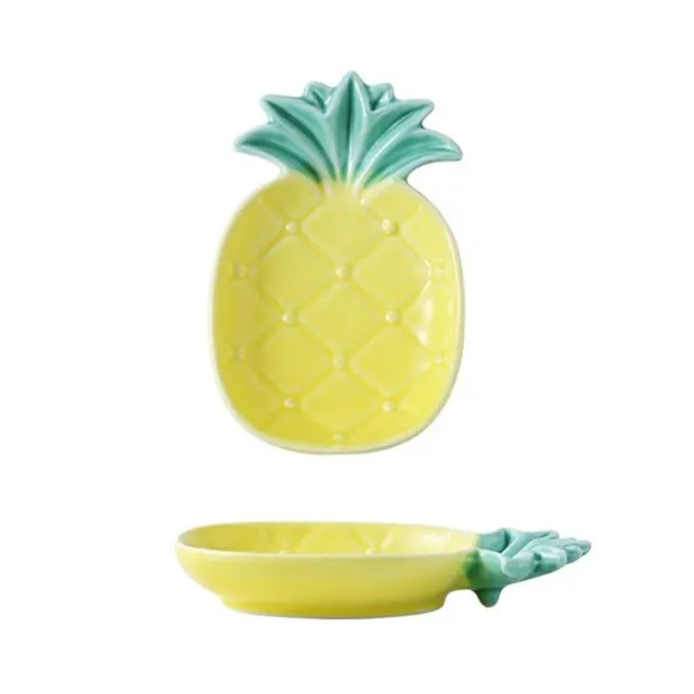 Pineapple-shaped tray