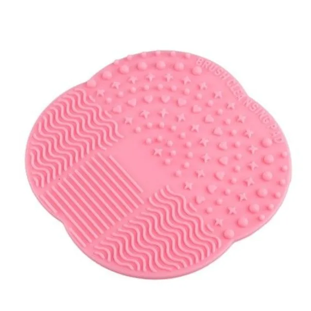 Smaller silicone brush cleaner