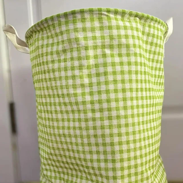 Homemade basket for laundry or toys - For storing dirty laundry or for storing toys