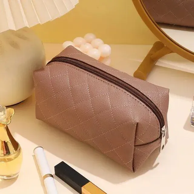 Portable Kosmetiktasche aus PU-Leder für Frauen, wasserdichte Badtasche mit multifunktionaler Verwendung für Beauty Reisebedarf