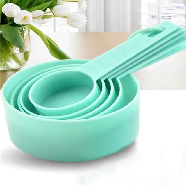 Set of measuring spoons and cups for baking cakes - 5 pcs