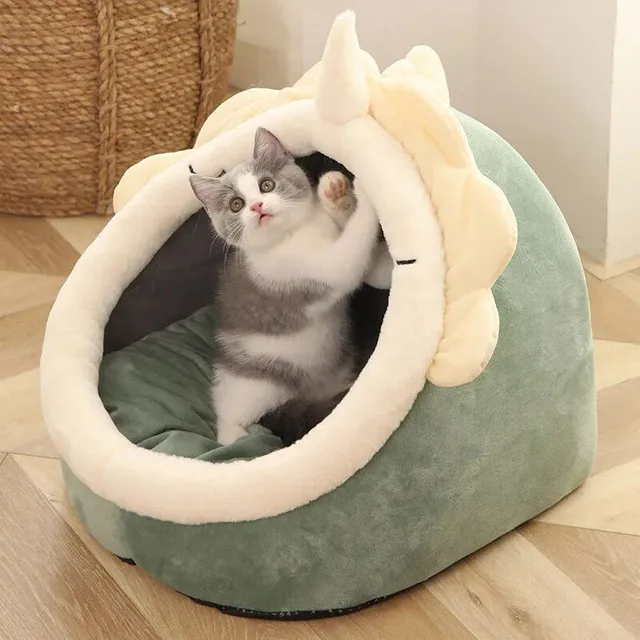 Warm bed for cats and small breeds of dogs - cozy house for your pet