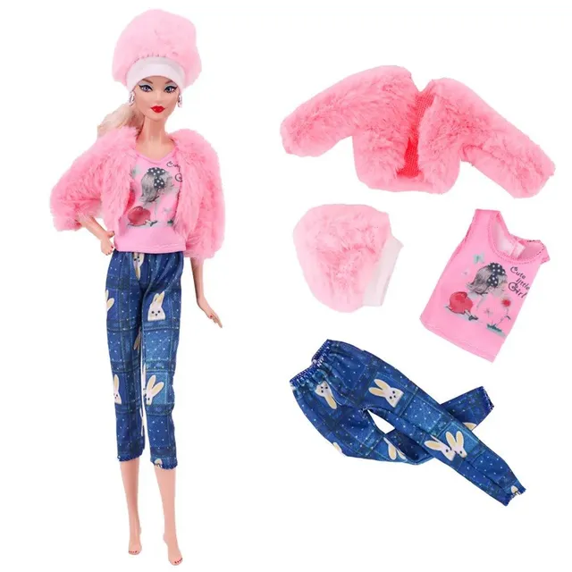 Set of 5 pieces of fashionable clothes and accessories for Barbie dolls