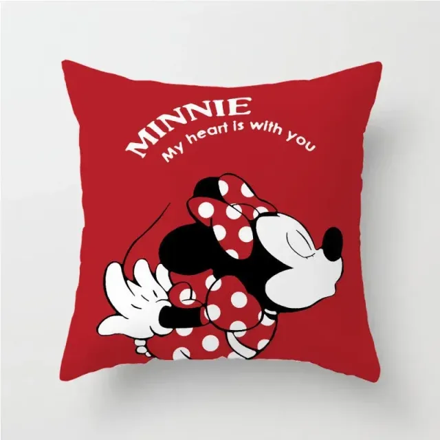 Potah na dětský polštářek s roztomilými motivy postav Mickey a Minnie