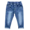 Jeans und Hosen
