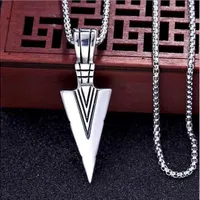Men's chain with arrowhead
