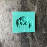 Silicone form of crab