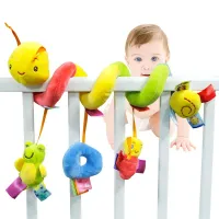 Jucărie de agățat pentru antrenament vizual al copiilor în patut și cărucior