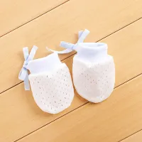 Rękawice dla noworodka