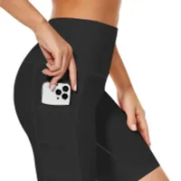 Leggings taille haute avec poches latérales : idéaux pour le yoga, le fitness et d'autres activités sportives.