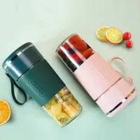 1pc Miniature portable blender, Electric USB juicer mixer, On the Road mixer for protein drinks and smoothie