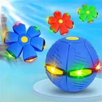 Trendy children's throwing disc/ball with LED lights