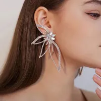 Decorated modern Ashlie earrings