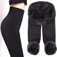 Insulated leggings with fur