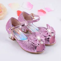 Cipők kis hercegnőknek