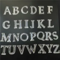 Trendy nowoczesne prasowanie stylowe dekoracyjne błyszczące litery do