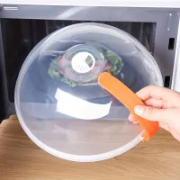 Microwave cover against squirting