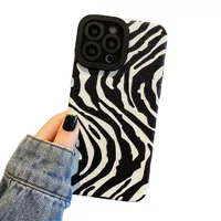 Husă de protecție pentru iPhone 15 Plus, cu model zebra