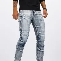 Mužské přiléhavé motorkářské jeansy, stylové strečové denimové kalhoty na ulici