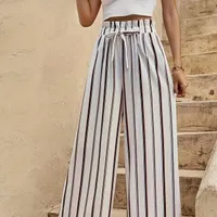 Lazy trousers with high waist, wide pants and stripes, with cord in the waist