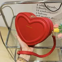 Lussuosa borsa da donna a forma di cuore con tracolla regolabile - più colori