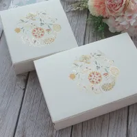 Boîte cadeau avec fleurs 10 pièces