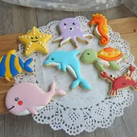 8 pcs Set of sea animals punches