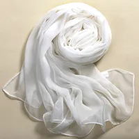 Měkký hedvábný šátek - Bílý