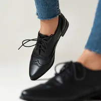 Brogues élégantes pour femmes avec lacets - respirantes et confortables