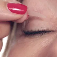 Anti-ageing eyelid tape (contains 100 strips)