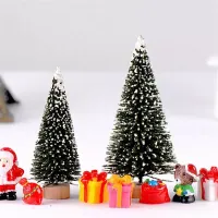 Miniaturní umělé vánoční stromeček ze sisalu a hedvábí - Dekorace pro váš miniaturní svět