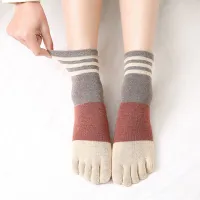 Dámské dlouhé prstové ponožky - pruhované