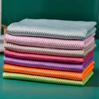 Practical coloured microfibre cloths Eldred
