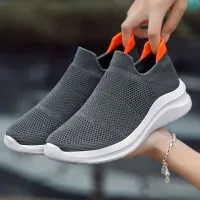 Men's breathable netted shoes - light and dampening shocks, for outdoor activities