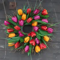 Hinged tulip wreath - home decoration