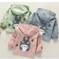 Bonys baby jacket with cute print and hood