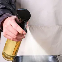 Moderný olejový postrekovač s kapacitou 300 ml - univerzálny kuchynský pomocník